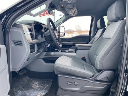 New 2026 Ford F250 XLT image 19