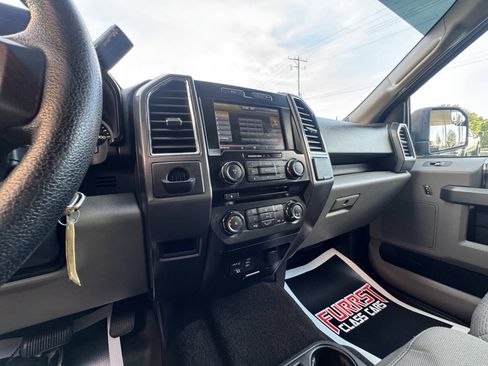 Used 2015 Ford F150 XLT w/ Equipment Group 302A Luxury RWD image 27