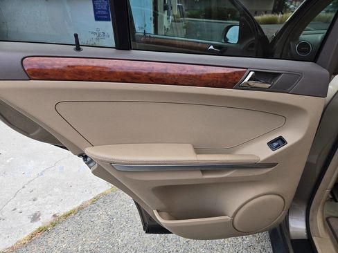 Used 2008 Mercedes-Benz ML 350 4MATIC image 22