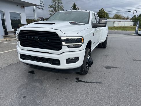Used 2024 RAM 3500 Laramie w/ Night Edition image 6