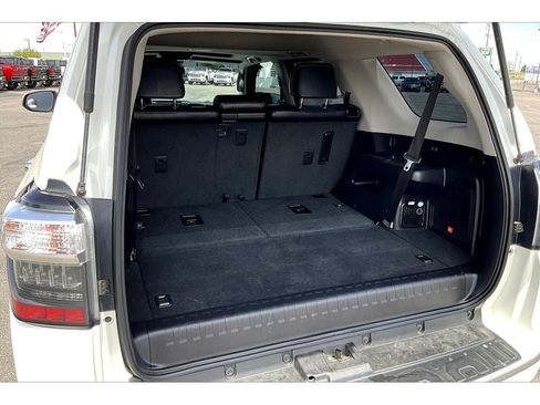 Used 2015 Toyota 4Runner Limited AWD/4WD image 11