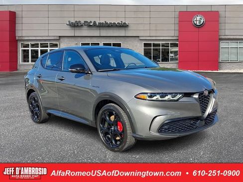 Used 2024 Alfa Romeo Tonale Ti AWD/4WD image 1