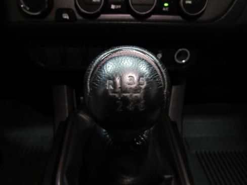 Used 2023 Toyota Tacoma TRD Off-Road w/ Black Out Package (TMS) AWD/4WD image 33