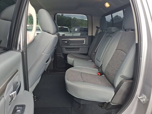 Used 2019 RAM 1500 Warlock AWD/4WD image 10