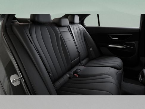 Used 2026 Mercedes-Benz E 350 Sedan image 43