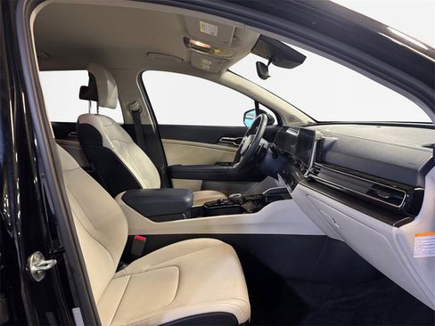Certified 2023 Kia Sportage EX image 26