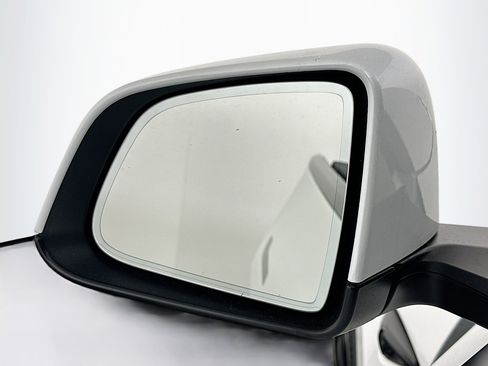 Used 2023 Tesla Model Y Long Range image 16