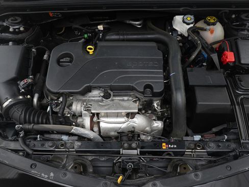 Used 2023 Chevrolet Malibu RS image 30