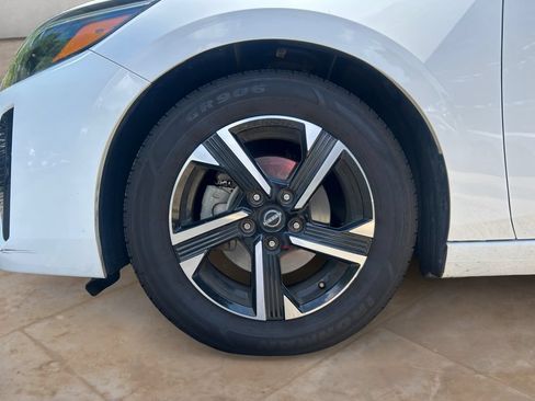 Used 2025 Nissan Sentra SV FWD image 14