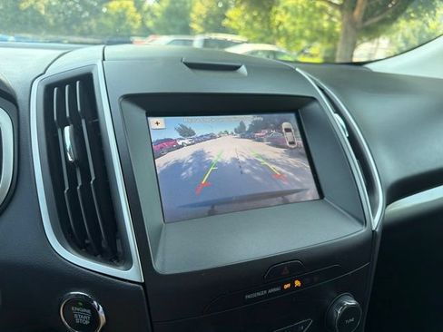 Used 2019 Ford Edge SEL w/ Equipment Group 201A AWD/4WD image 24