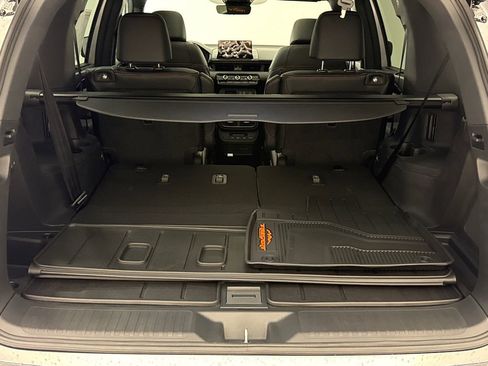 New 2025 Honda Pilot TrailSport image 11
