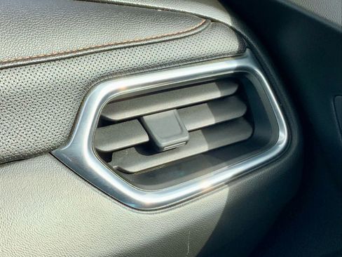 Used 2020 Chevrolet Equinox Premier w/ Premier Redline Edition image 48