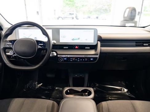 Used 2024 Hyundai Ioniq 5 SEL AWD/4WD image 9