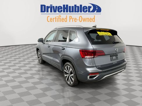 Used 2024 Volkswagen Taos SE image 6