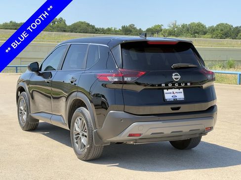 Used 2023 Nissan Rogue S FWD image 6