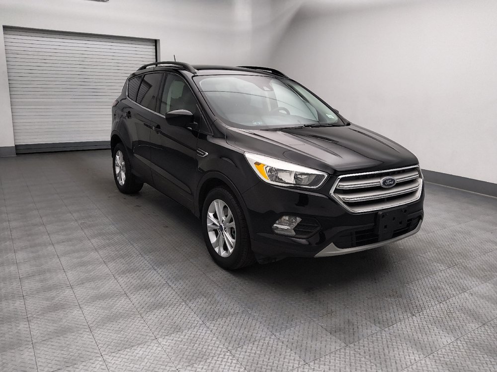 Used 2018 Ford Escape SE w/ Ford Safe & Smart Package AWD/4WD image 13