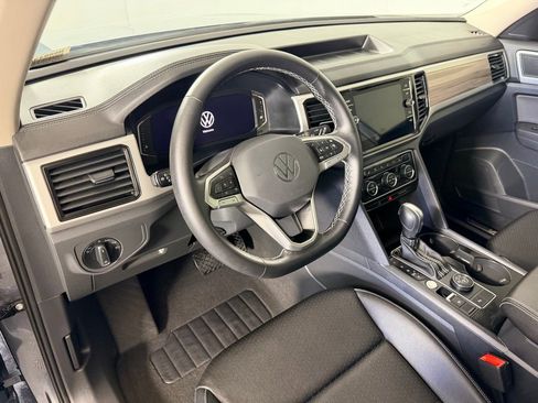 Used 2023 Volkswagen Atlas SEL image 35