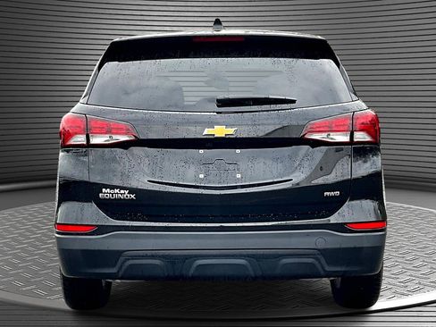 Used 2022 Chevrolet Equinox LS w/ LS Convenience Package image 5