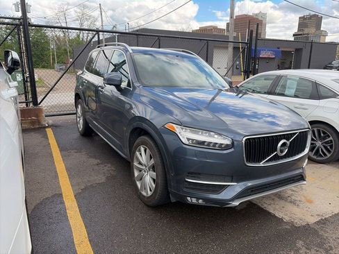 Used 2019 Volvo XC90 T6 Momentum w/ Advanced Package AWD/4WD image 5
