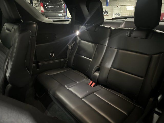 Certified 2025 Ford Explorer ST-Line AWD/4WD image 31