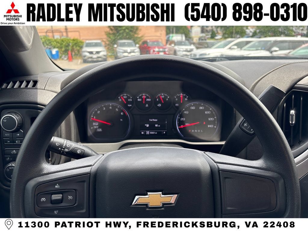 Used 2022 Chevrolet Silverado 1500 Custom w/ LPO, Dark Essentials Package AWD/4WD image 6