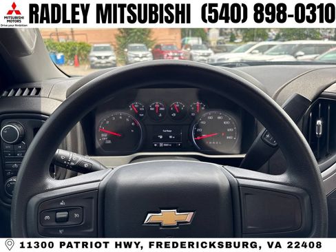 Used 2022 Chevrolet Silverado 1500 Custom w/ LPO, Dark Essentials Package AWD/4WD image 6