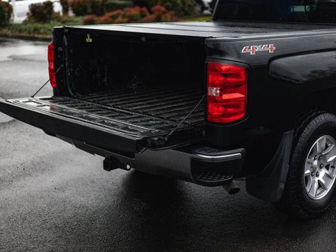 Used 2017 Chevrolet Silverado 1500 LT image 10