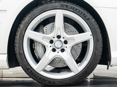 Used 2013 Mercedes-Benz SL 550 image 44