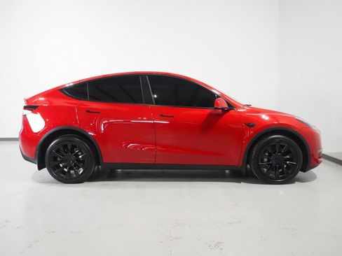 Used 2023 Tesla Model Y Long Range AWD/4WD image 6