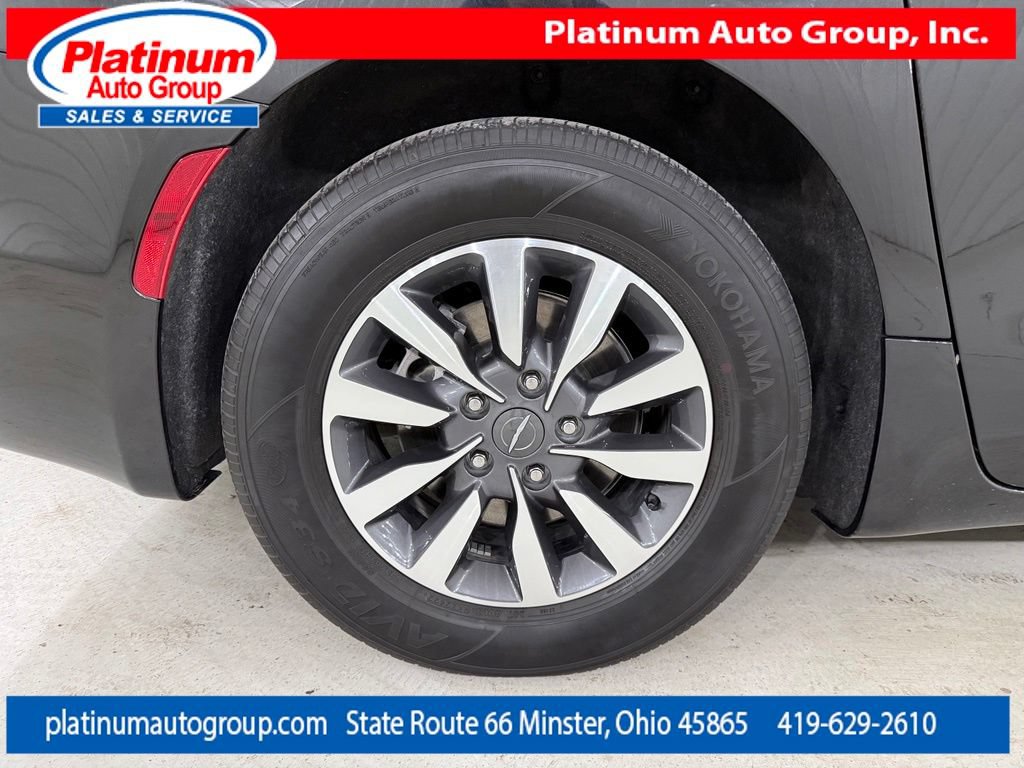 Used 2023 Chrysler Pacifica Limited FWD image 55
