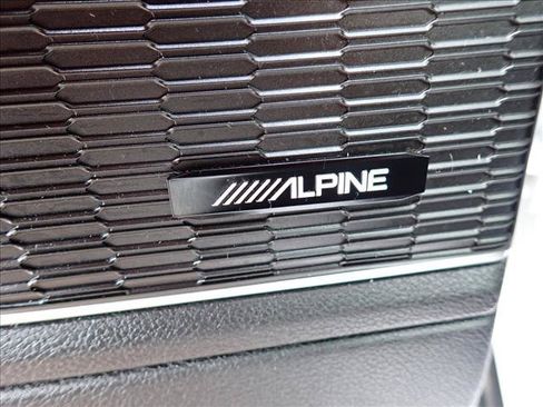 Used 2023 Jeep Grand Cherokee 4WD 4xe image 16