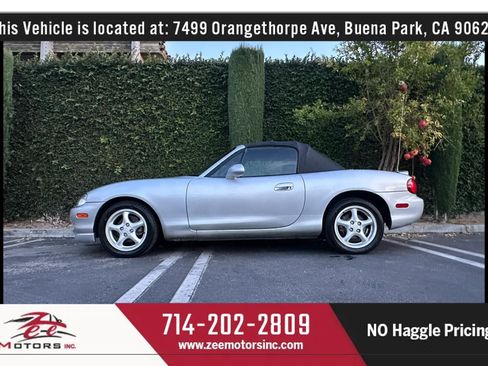 Used 1999 MAZDA MX-5 Miata RWD image 11
