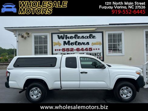 Used 2019 Toyota Tacoma SR RWD image 1