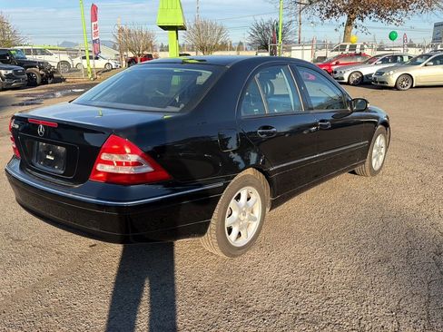 Used 2004 Mercedes-Benz C 240 Sedan image 3