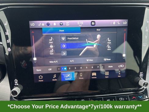 Certified 2024 Jeep Wagoneer Series II image 78