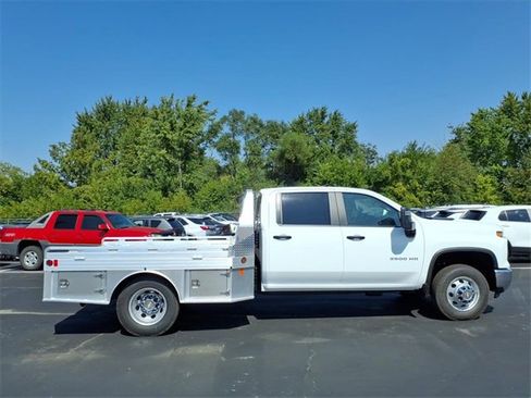 New 2025 Chevrolet Silverado 3500 W/T w/ WT Convenience Package image 2