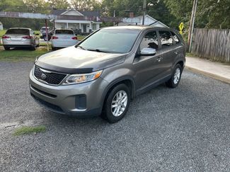 Used 2014 Kia Sorento LX image 1