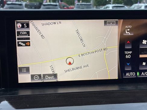 Used 2019 Lexus LX 570 4WD w/ Luxury Package image 18