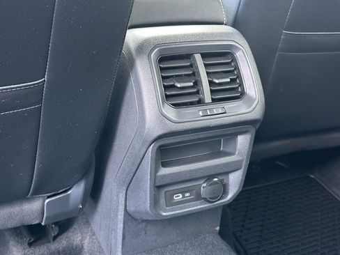 Used 2022 Volkswagen Tiguan SEL R-Line image 22
