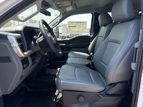 New 2025 Ford F350 XL w/ XL Chrome Package image 12