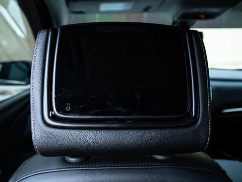 Certified 2019 Chevrolet Traverse LT w/ LT Premium Package image 32