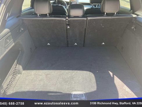 Used 2019 Mercedes-Benz GLC 300 4MATIC image 11