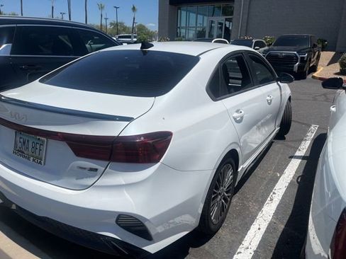 Used 2022 Kia Forte GT-Line w/ GT-Line Premium Package FWD image 5