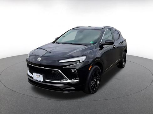 Used 2024 Buick Encore GX Sport Touring image 7