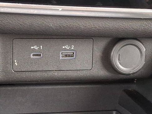 Used 2023 Nissan Rogue S AWD/4WD image 25