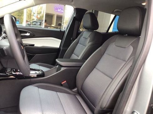 New 2026 Chevrolet Trax LT image 7