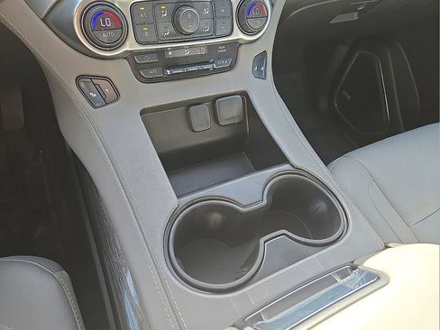 Used 2018 Chevrolet Tahoe LT image 31