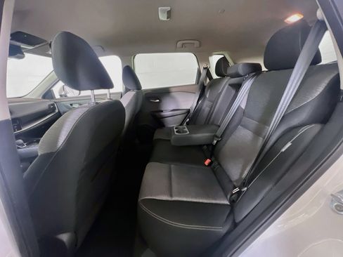 Used 2022 Nissan Rogue SV AWD/4WD image 22
