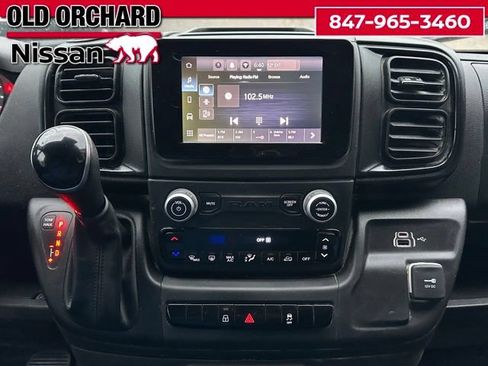 Used 2025 RAM ProMaster 2500 w/ Convenience Group FWD image 14