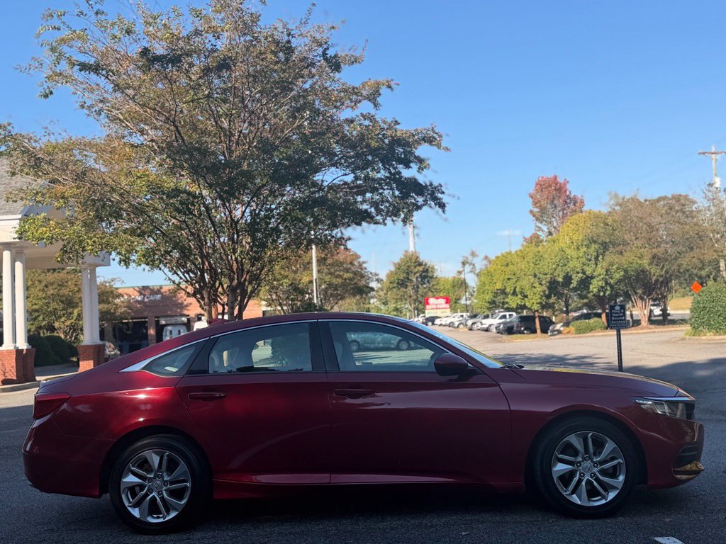 Used 2018 Honda Accord LX image 6